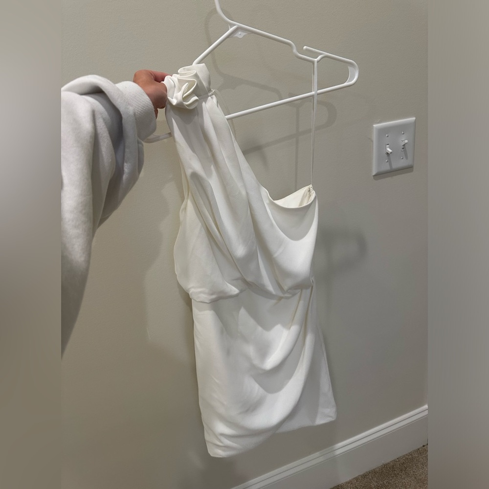 White one shoulder mini dress